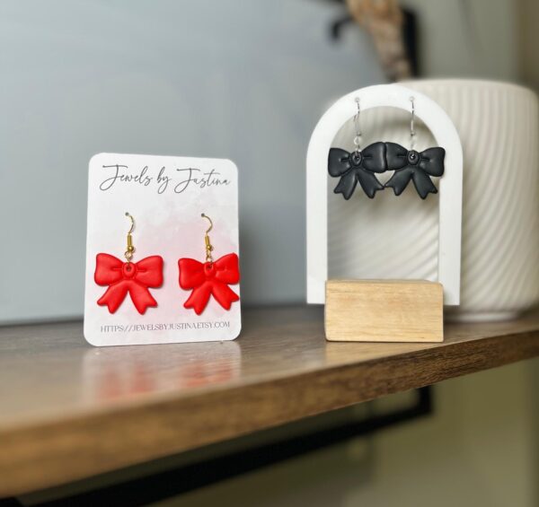 Bow earrings